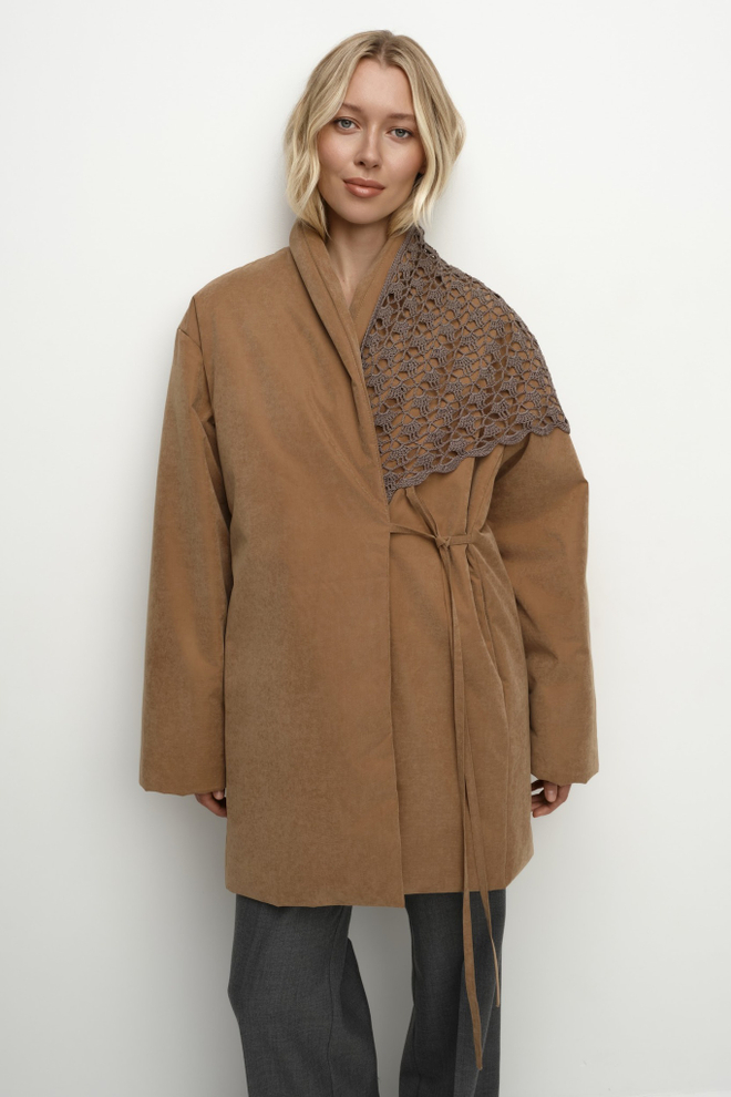 Куртка с шалевым воротником укороченная