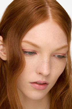 ZARA Кремовые тени для век, персиковый