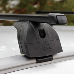 Багажник Lux с дугами 1,2 м прямоугольными в пластике на Ford Galaxy II 2010-2015 с низким рейлингом.