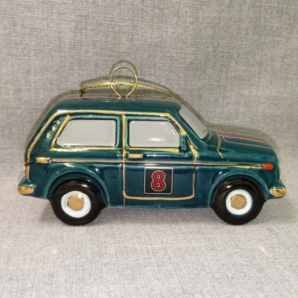 Фарфоровая ёлочная игрушка Внедорожник 2121 Спорт