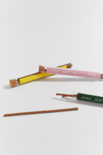 Палочки-благовония в стеклянной колбе LUCKY CINNAMON