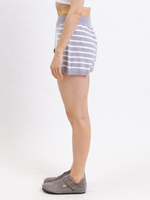 Шорты в полоску