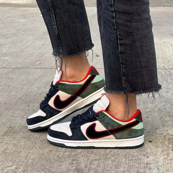 Кроссовки Nike x Otomo Katsuhiro SB Dunk Low "Steamboy OST" Green/Blue