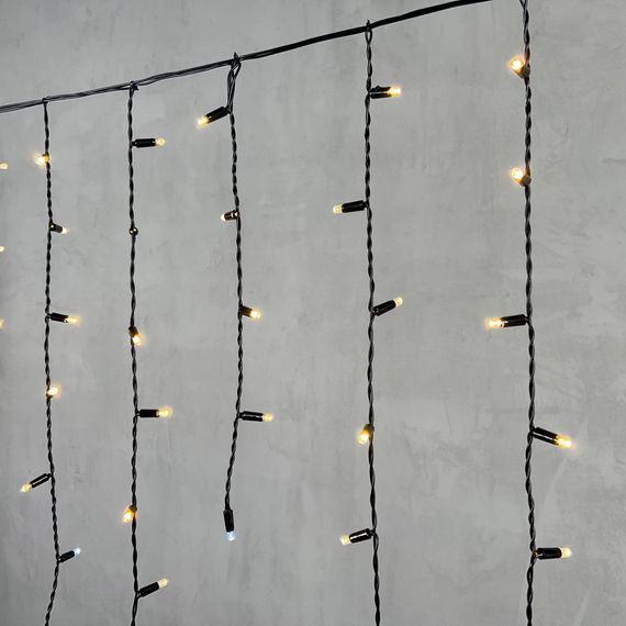 Светодиодная бахрома с колпачком 3,2*0,9 м., 180 теплых белых LED ламп, мерцание, черный провод ПВХ, IP65, LTC (PIL180BLWCAP-11-2WW)