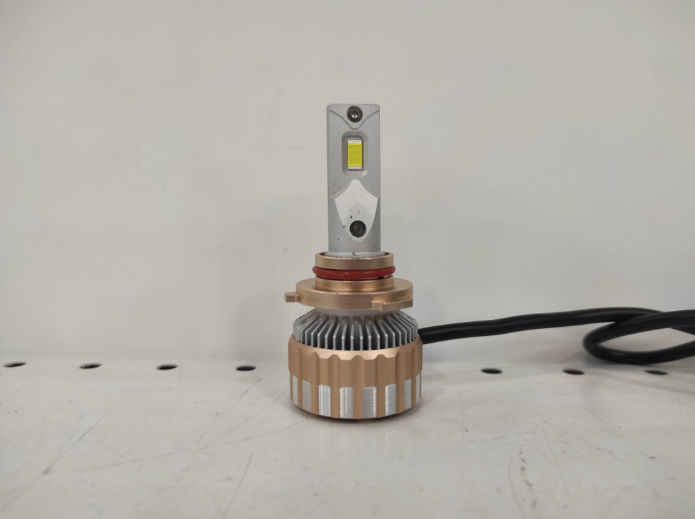 HB3 / Светодиодные (HB3) автолампы, E342 HB3 9005, 12/24 В, 160 Вт + 300%, (2 шт. в упаковке) 20x13x5.5см, 0.4кг