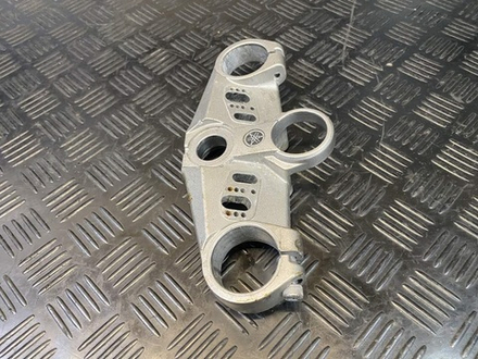 Траверса верхняя Yamaha FJR1300A RP13A 2010