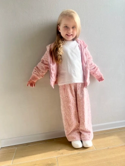 Костюм спортивный велюровый с пайетками