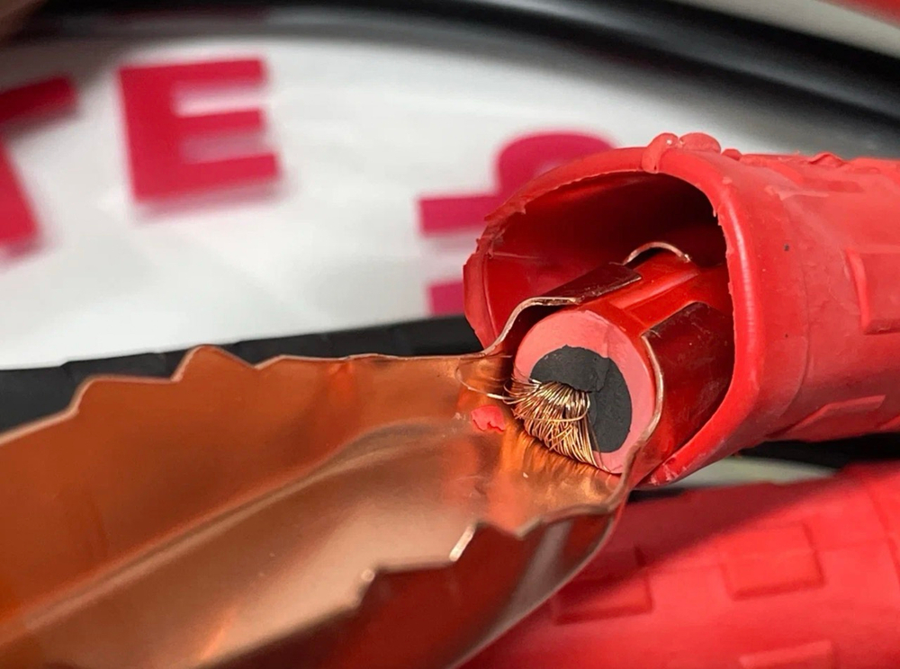 Провода (1000АMP, 2.0 метра) пусковые, прикуривания в сумке, утолщённая жила, морозостойкие, серия: RJ2337 старт кабель (2 шт. / комплект)