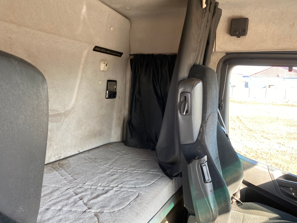 Mercedes-Benz AROCS 6x4 Седельный тягач 3348S AT (Дизельный, 12,8 л, 476 л.с., АТ)