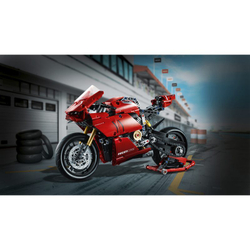 Конструктор LEGO Technic - Ducati Panigale V4 R 42107