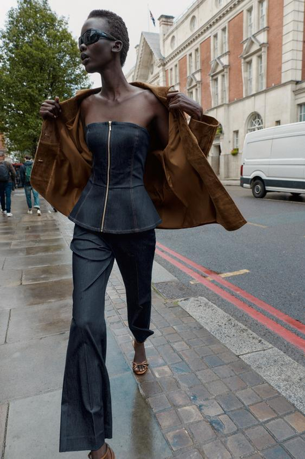 ZARA БРЮКИ С КОНТРАСТНОЙ СТРОЧКОЙ, ИНДИГО