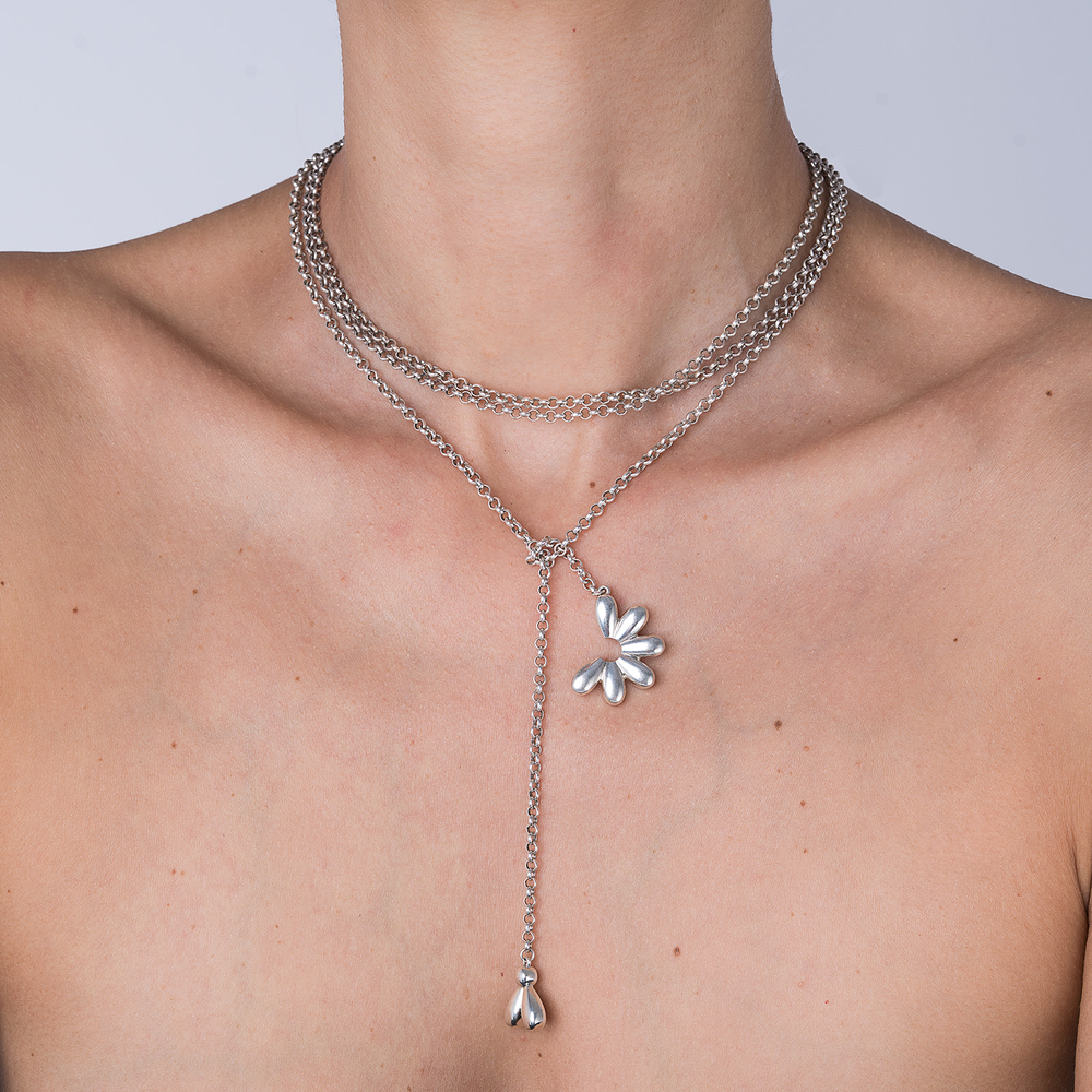 Сотуар с ромашками