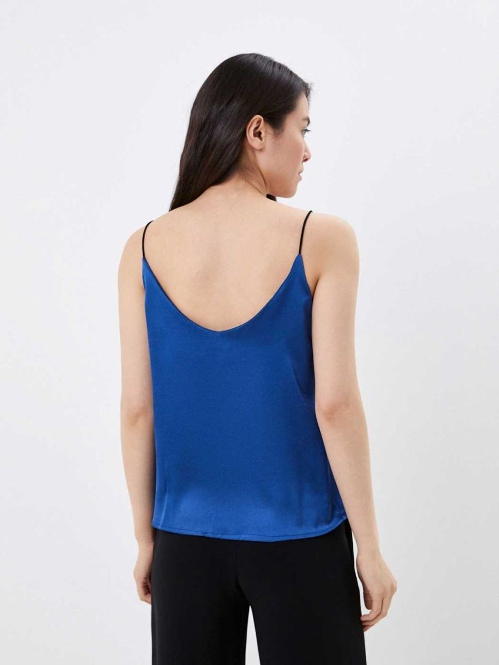 Топ на бретелях