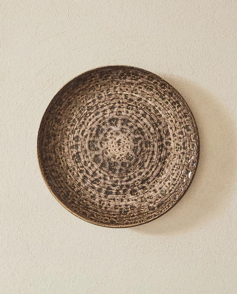 ZARA HOME ДЕСЕРТНАЯ ТАРЕЛКА С РЕЛЬЕФНЫМ УЗОРОМ, СЕРЫЙ