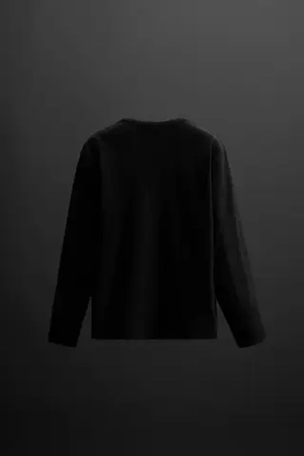 ZARA СПОРТИВНАЯ ФУТБОЛКА ИЗ РЕЛЬЕФНОЙ ТКАНИ, ЧЕРНЫЙ