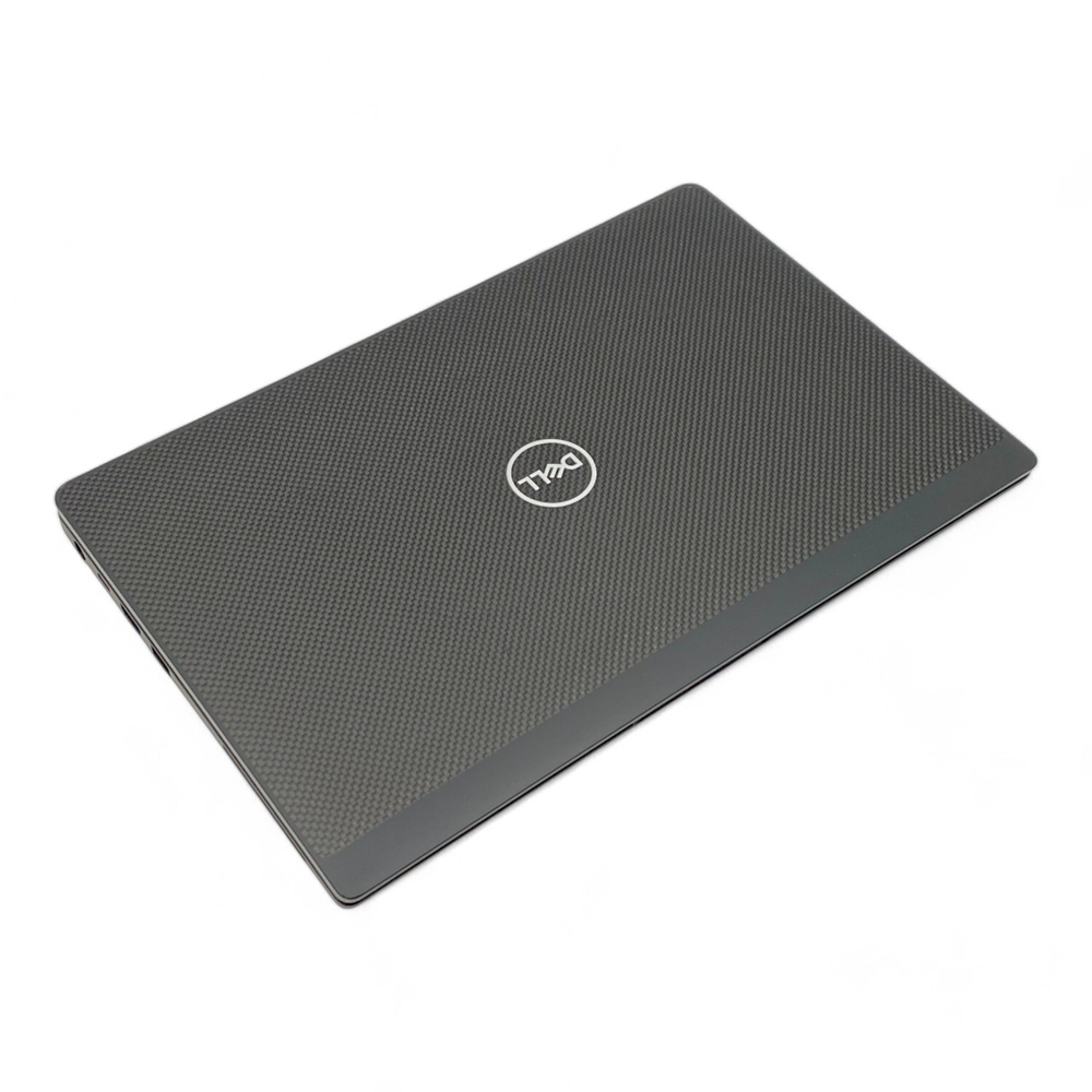 Latitude 7400