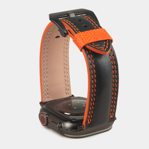 Ремешок для Apple Watch Ultra 49mm из кожи теленка черного цвета с оранжевой строчкой