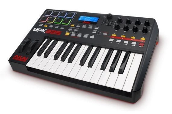 AKAI PRO MPK225 USB