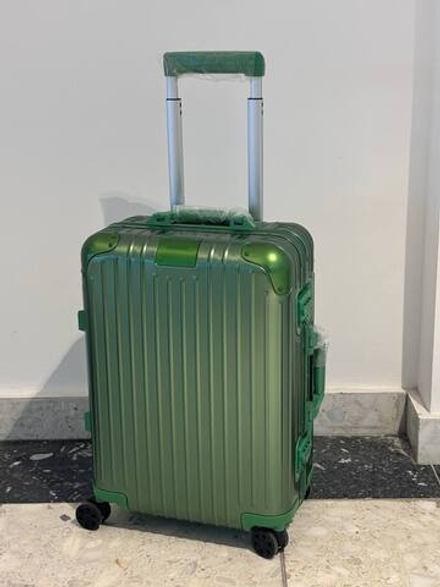 Чемодан Rimowa