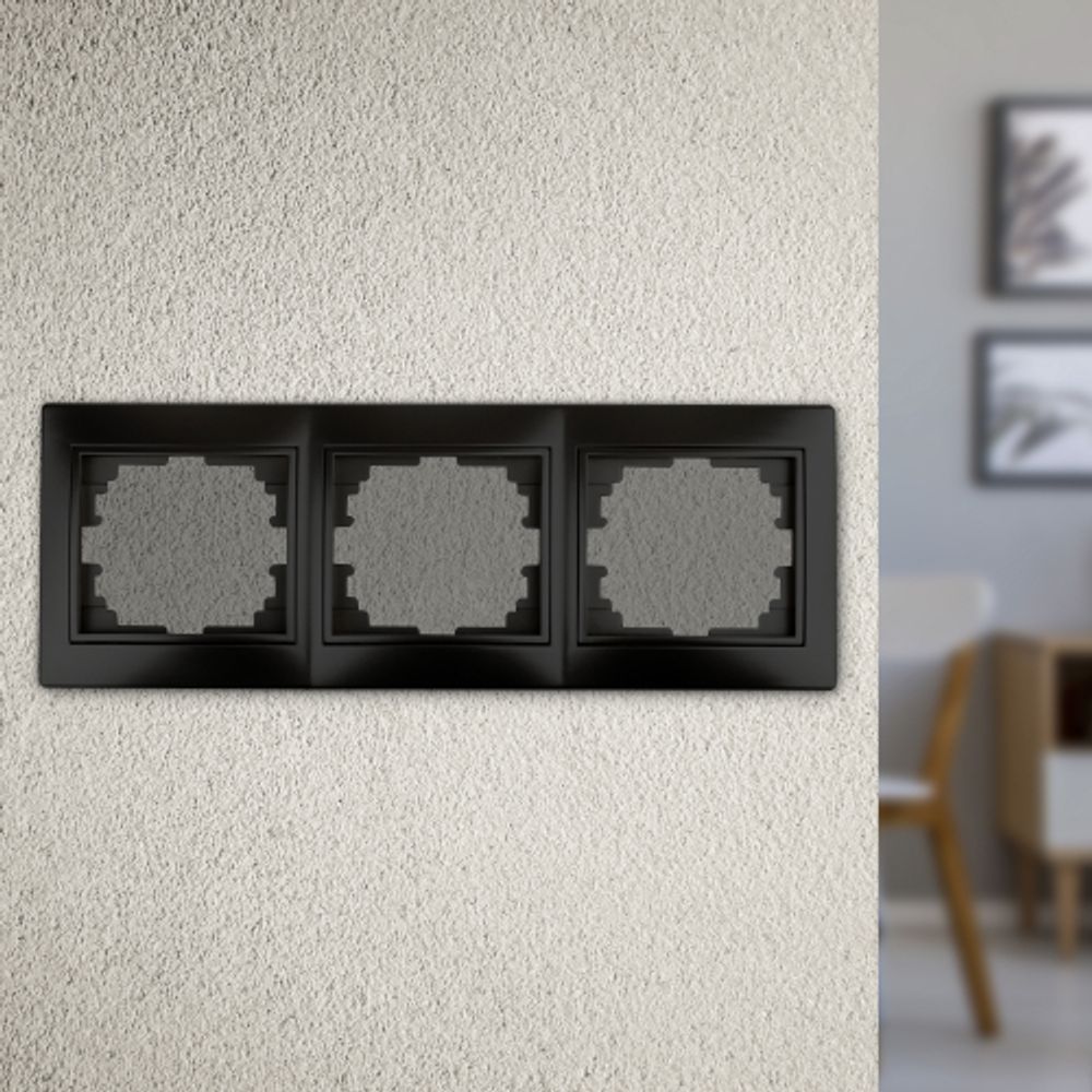 Рамка для розеток и выключателей Intro Plano 1-503-05 на 3 поста горизонтальная, СУ, антрацит