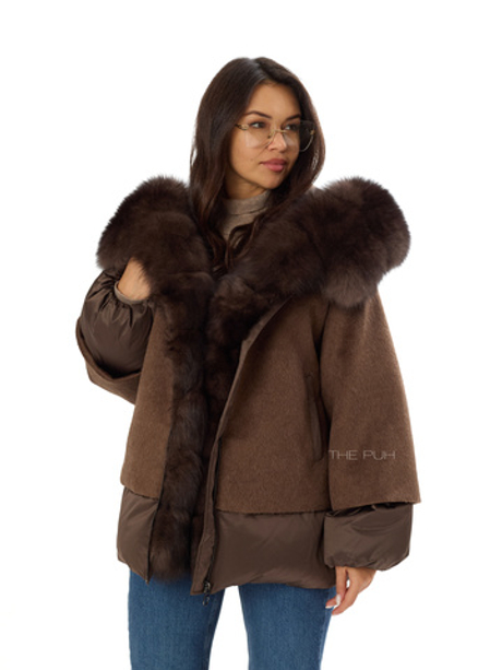 Комбинированный шоколадный пуховик с мехом песца