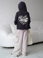 Спортивный костюм для девочки в школу