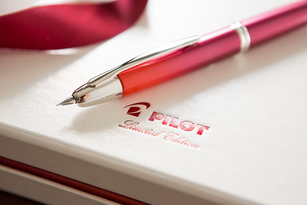 Ручка перьевая Pilot Capless Crimson Sunrise LE2017 с пером M (FC-1500R17L-M-COF)