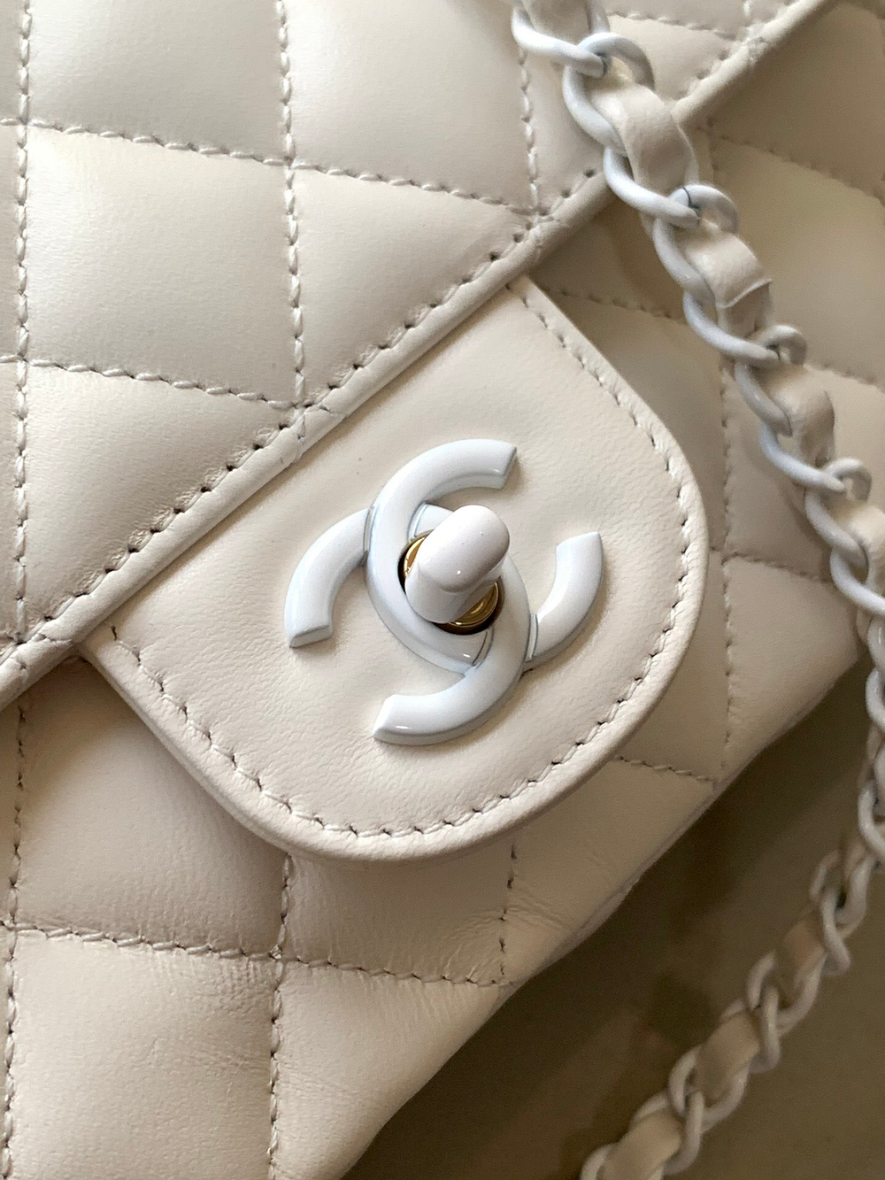 Chanel Bag 23 cm