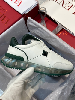 Кроссовки Valentino