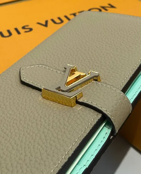 Кошелек Louis Vuitton Lv Vertical