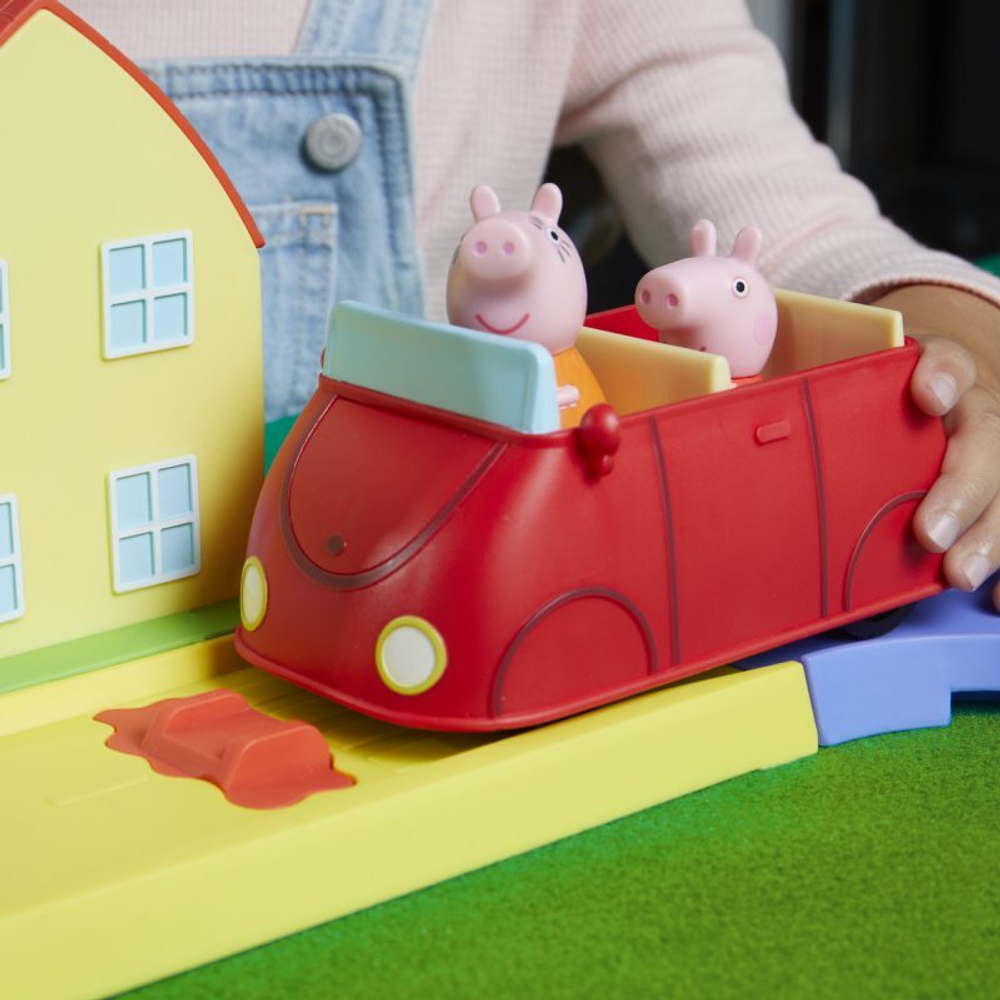Hasbro Peppa Pig - Удивительное путешествие свинки Пеппы + автомобиль F4822