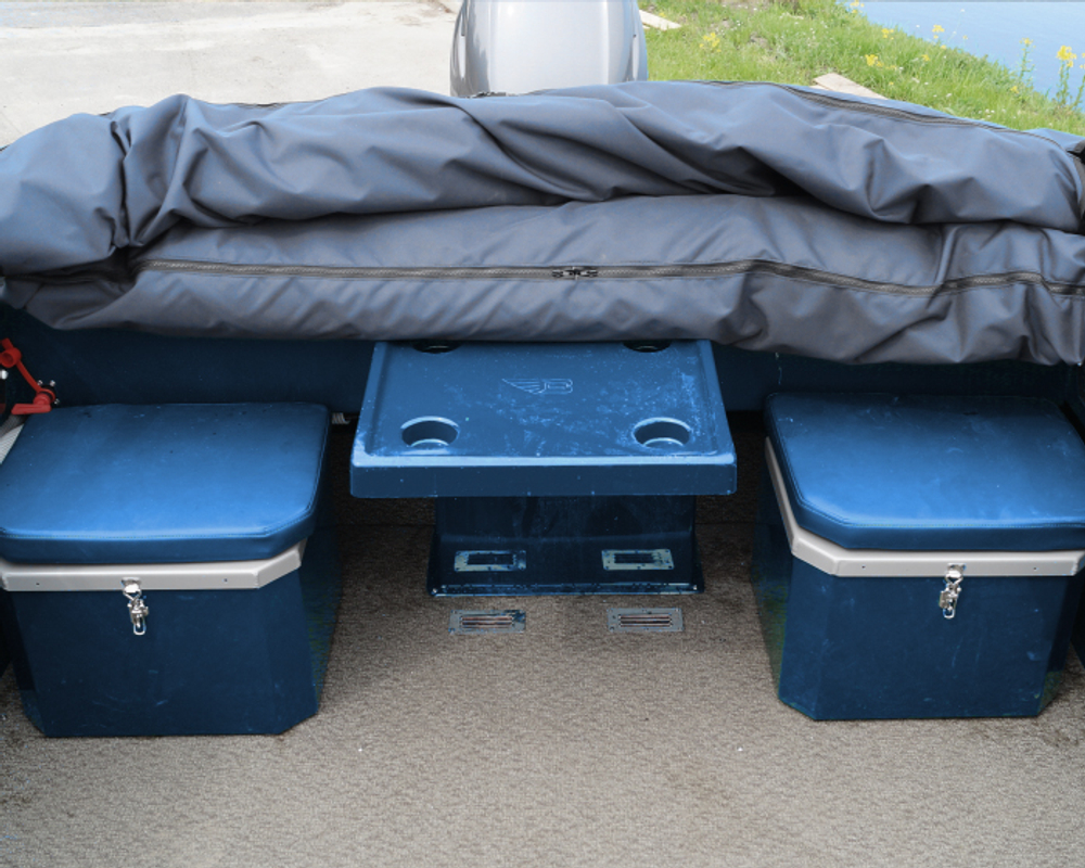 2 малых рундука +столик