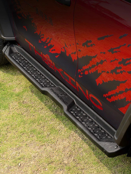 Пороги усиленные алюминиевые Tank 300