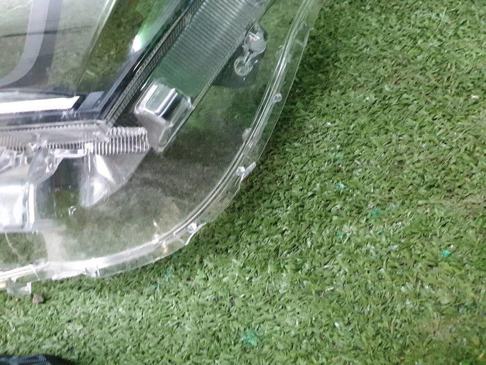 Стекло фары правое Toyota RAV4 5 XA50 (2018-н.в.)