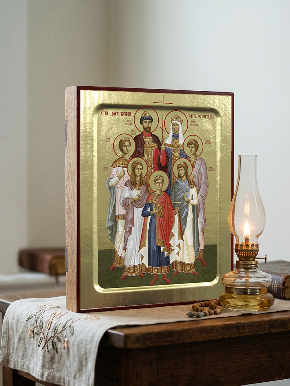 Икона Царственных Страстотерпцев, на дереве: 125 х 160 (Синопсисъ)