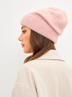 Шапка FABI удлиненная одинарная c отворотом с содержанием 
шерсти енота и ангоры