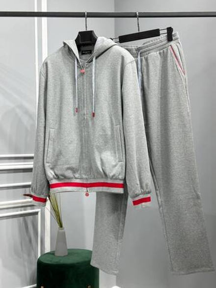 Костюм Kiton