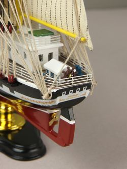 Meteor Lights Модель парусника Паллада, 52 см