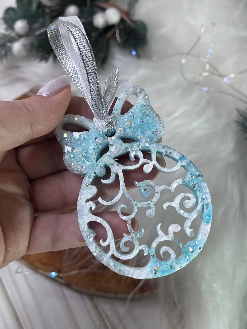 Новогодняя елочная игрушка Шар