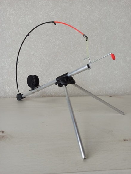 Самозасекающая зимняя удочка МУХА