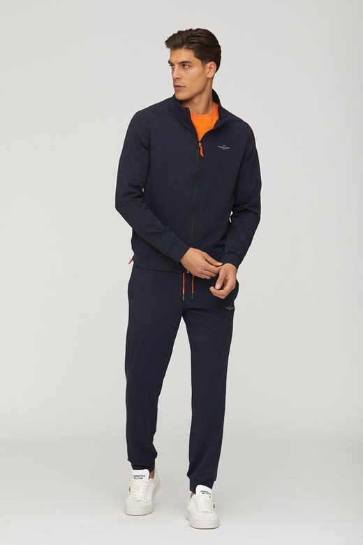 Спортивный костюм из хлопка