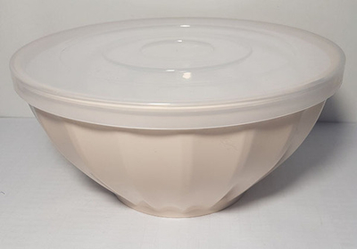 Салатник с крышкой 8224