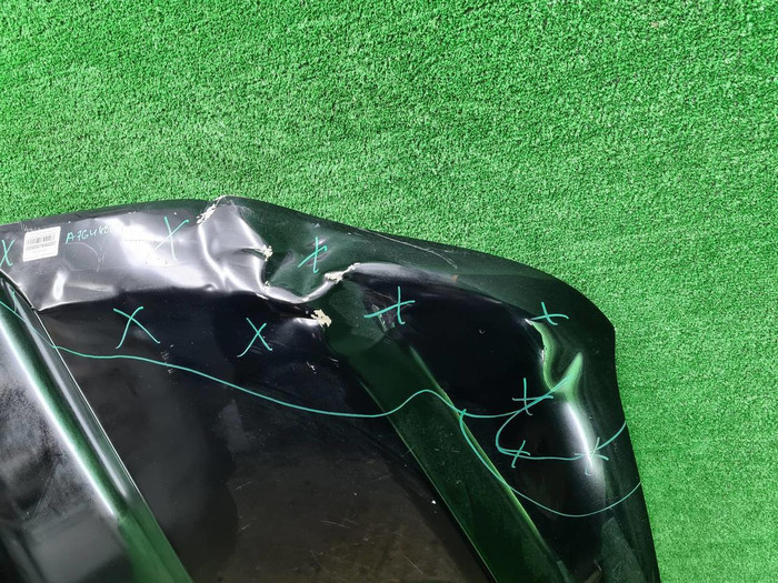 Капот Toyota Land Cruiser 300 (2021-н.в.)