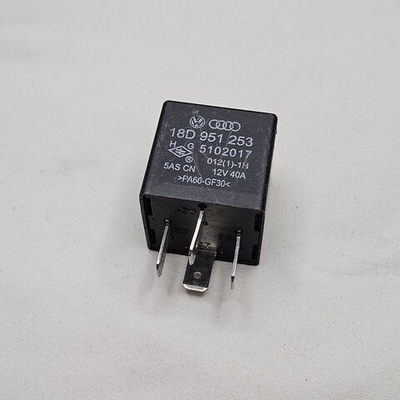 Реле компрессора пневмоподвески VW AUDI Porsche