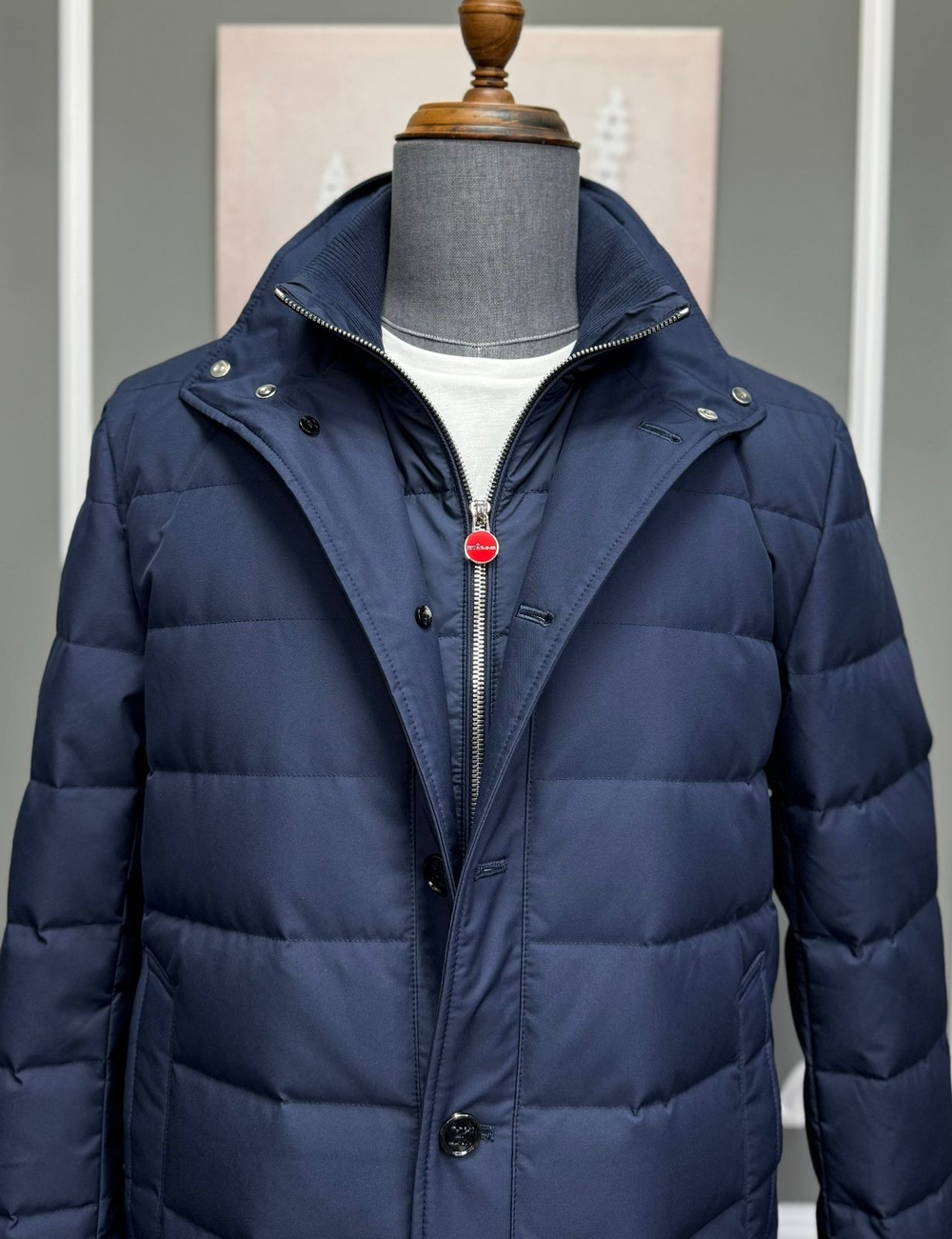 Пуховик Kiton