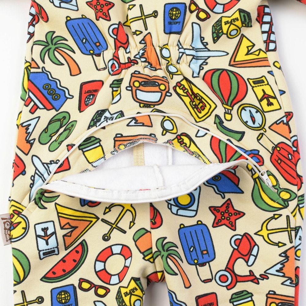 Комбинезон с клапаном и капюшоном "Travel story"