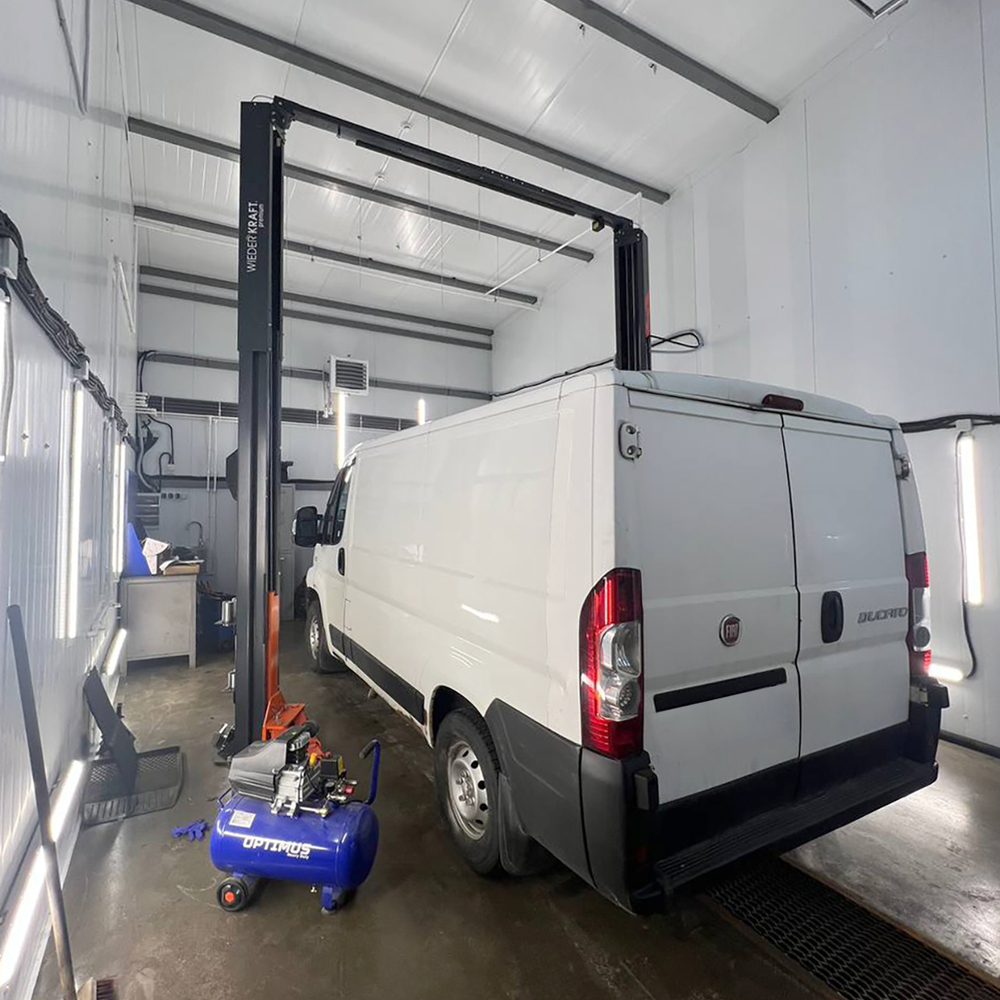 WDK-535 Подъемник двухстоечный с верхней синхронизацией 4,5 тонн, одност. разбл., 380В