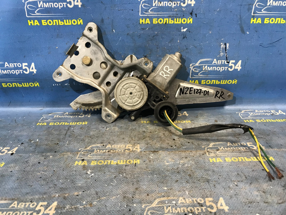 Стеклоподъемник задний правый TOYOTA WILL VS 2002