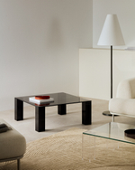 Журнальный столик Adularia из стекла темно-серого цвета 85 x 85