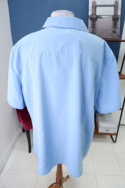 Блузка лаконичная голубая 60 размер